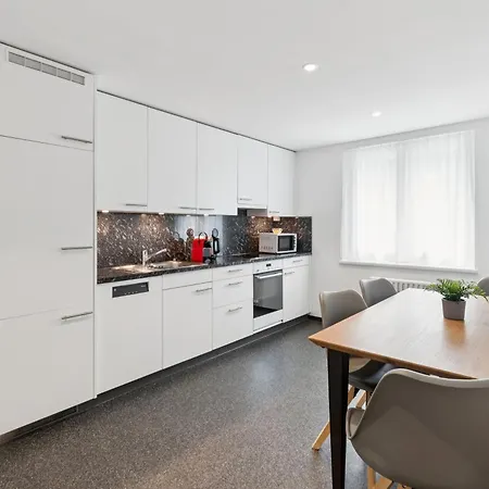 Corvatch-sunflower Apartament *
