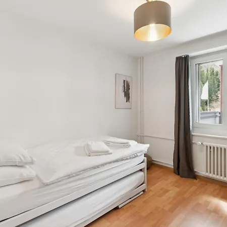 Corvatch-sunflower Apartament *