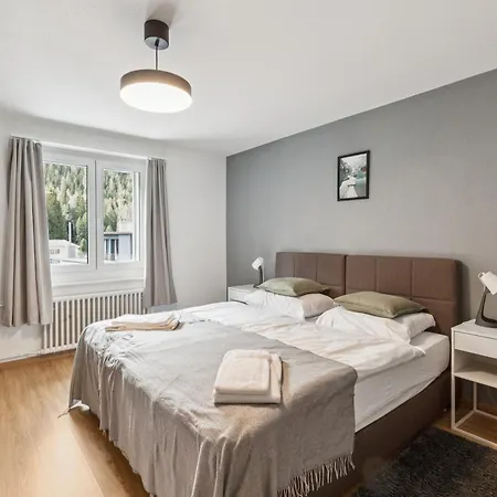 Corvatch-sunflower Apartamento *